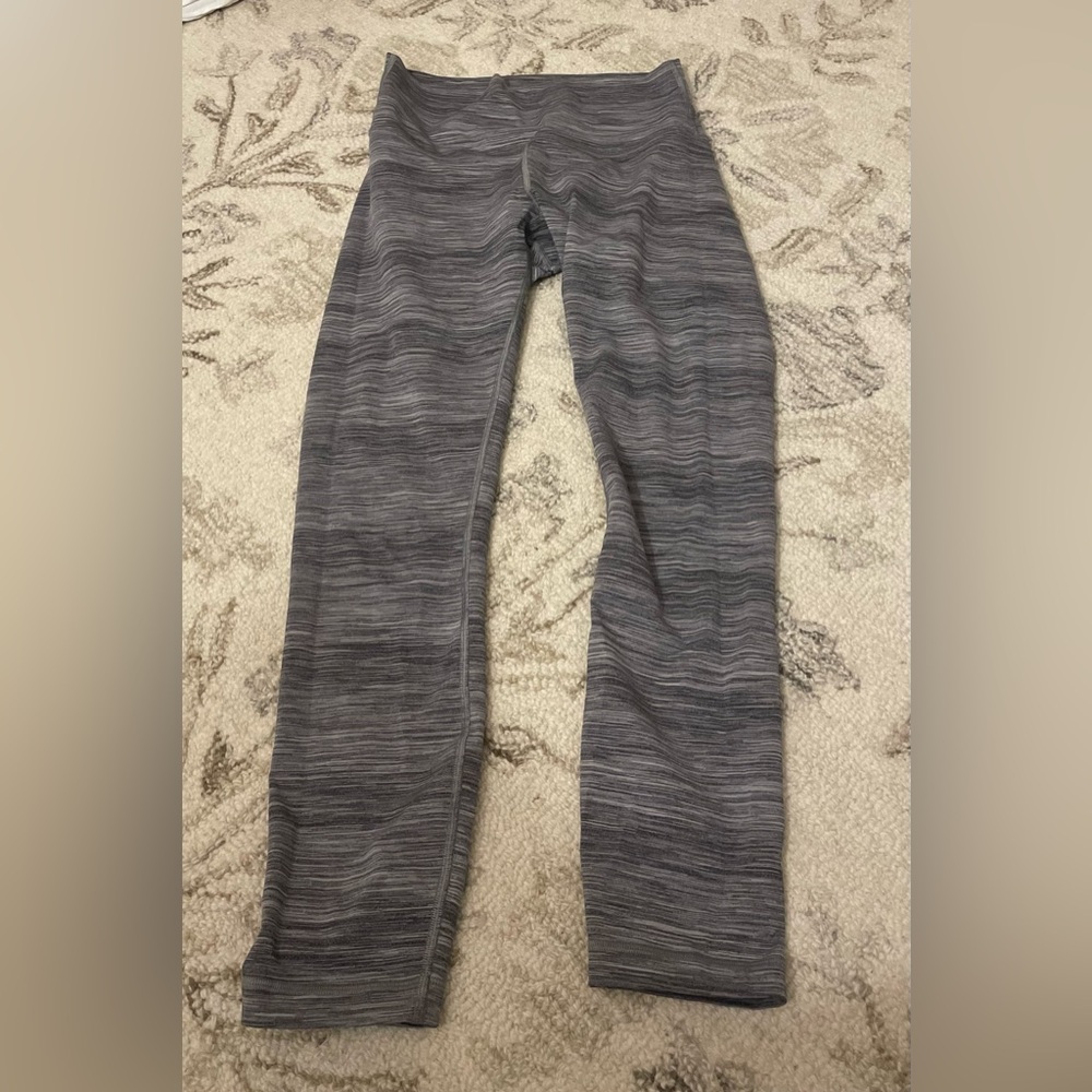 Lululemon cropped leggings
